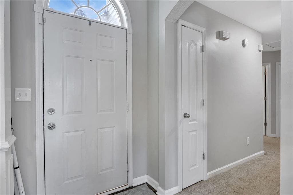 4 bedroom, 2 bathroom, 1,883 sq ft single family residence for sale at 10 PINE SHADOW Circle, Covington, GA 30016 — photo 7