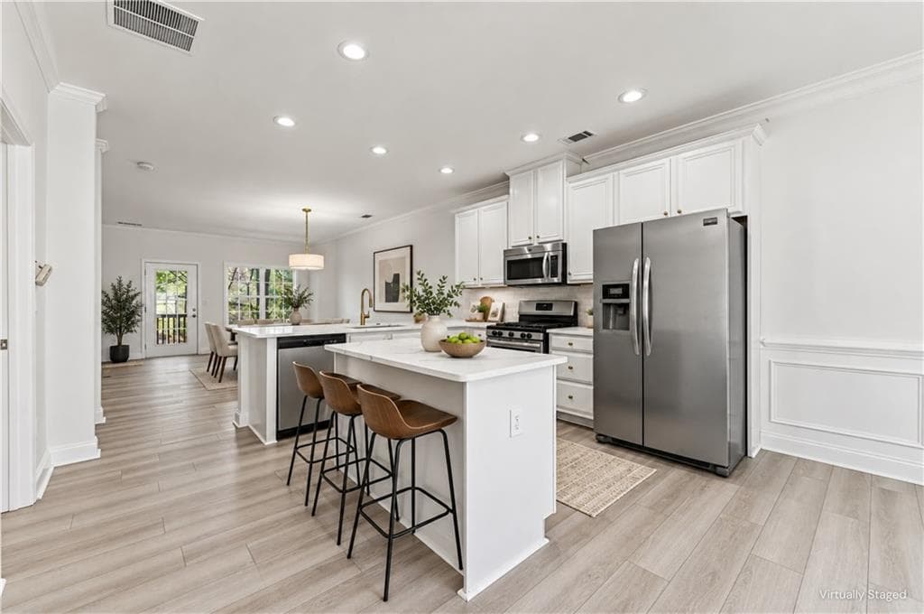 5 bedroom, 4 bathroom, 2,637 sq ft townhouse for sale at 3458 Lockmed Drive, Peachtree Corners, GA 30092 — photo 4