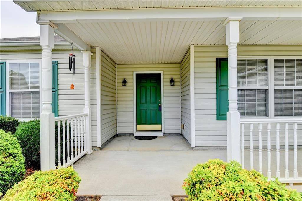 3 bedroom, 2 bathroom, 1,815 sq ft single family residence for sale at 3065 Evergreen Eve Crossing, Dacula, GA 30019 — photo 6