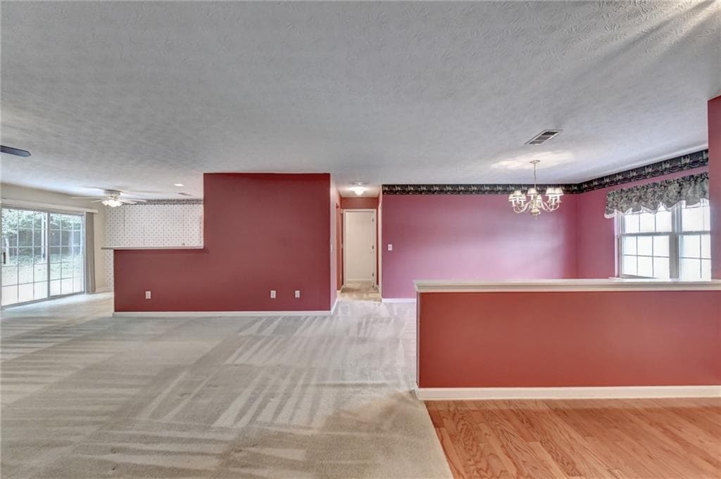 3 bedroom, 2 bathroom, 1,815 sq ft single family residence for sale at 3065 Evergreen Eve Crossing, Dacula, GA 30019 — photo 9