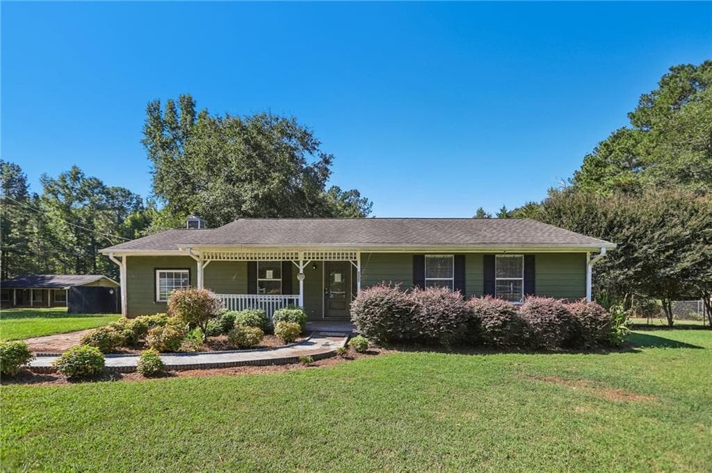 3 bedroom, 2 bathroom, 2,096 sq ft single family residence for sale at 888 Laney Road, Locust Grove, GA 30248
