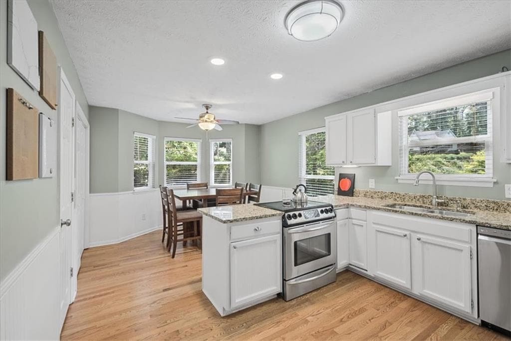 3 bedroom, 2 bathroom, 1,626 sq ft single family residence for sale at 98 Geraldine Drive, Smyrna, GA 30082 — photo 9