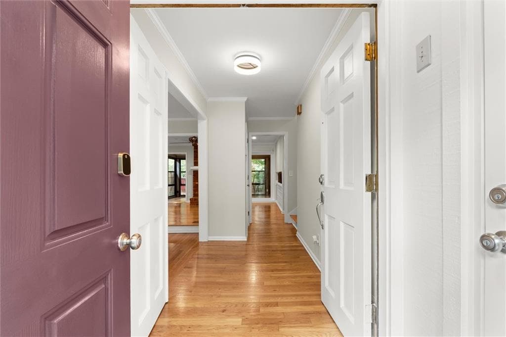 4 bedroom, 3 bathroom, 3,068 sq ft single family residence for sale at 1160 Martin Ridge Road, Roswell, GA 30076 — photo 5