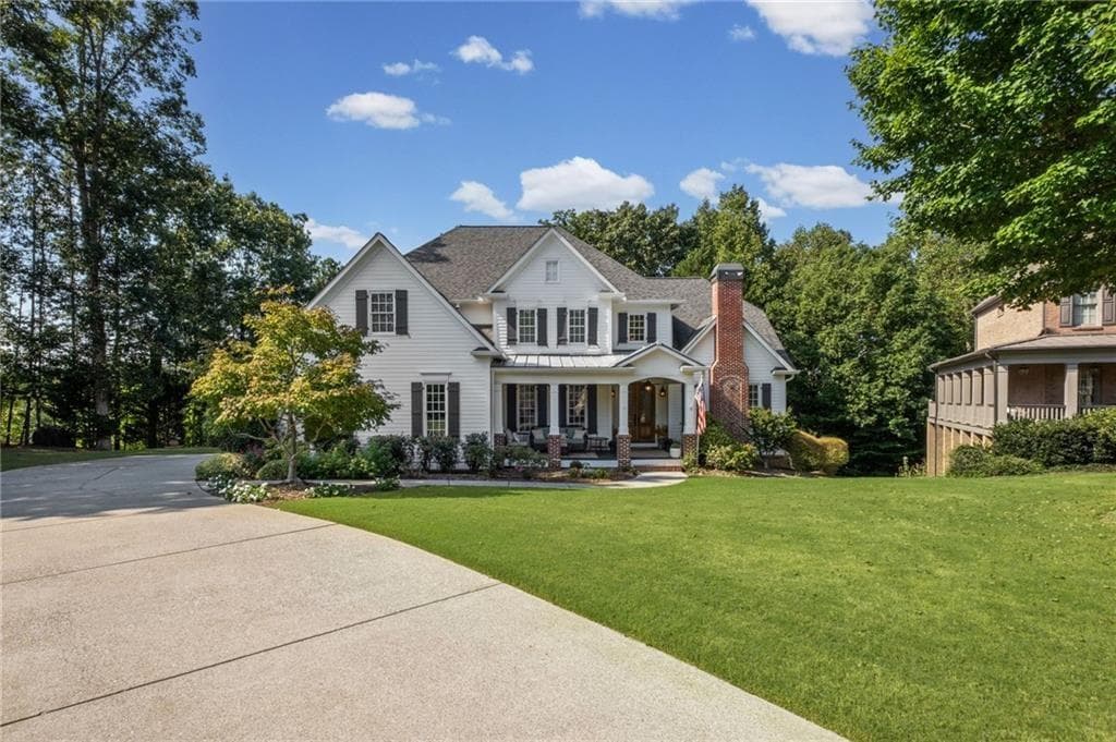 5 bedroom, 5 bathroom, 4,771 sq ft single family residence under contract at 5015 Rockingham Drive, Roswell, GA 30075 — photo 8