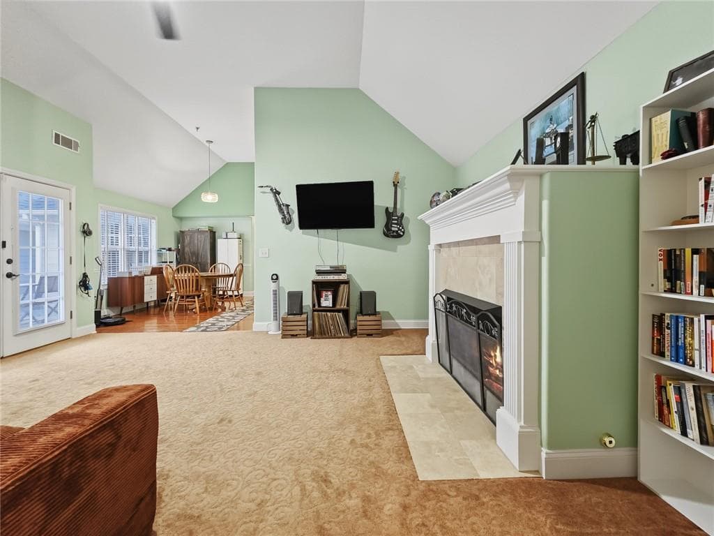 2 bedroom, 2 bathroom, 1,350 sq ft single family residence for sale at 224 Villa Creek Parkway, Canton, GA 30114 — photo 3