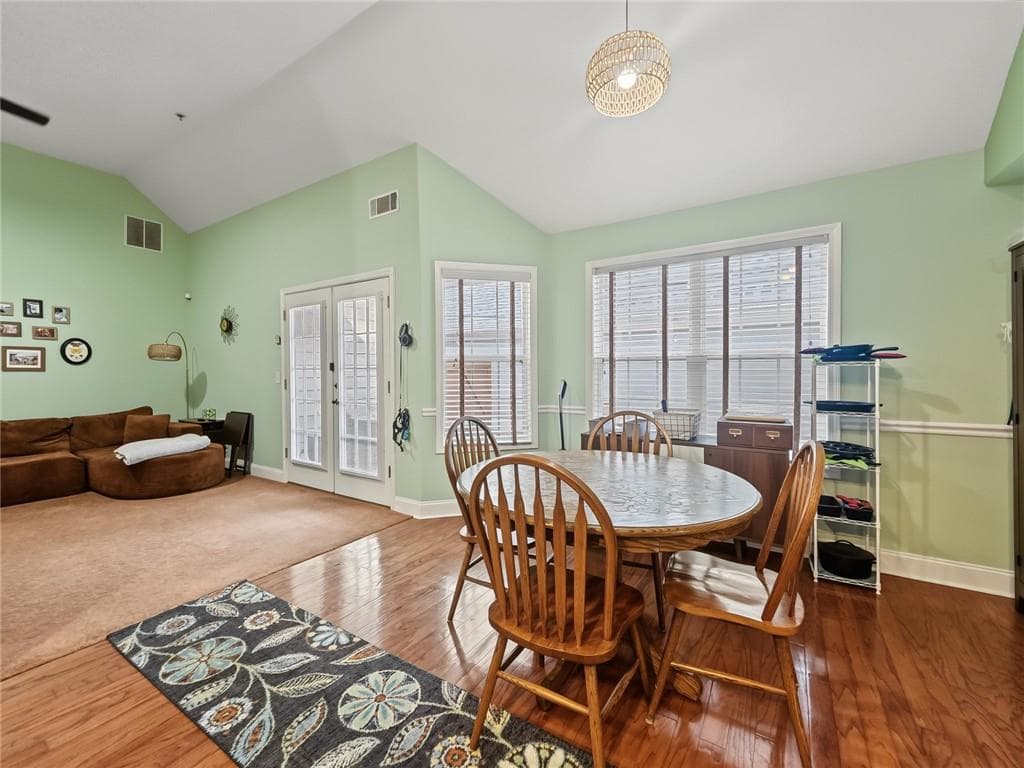 2 bedroom, 2 bathroom, 1,350 sq ft single family residence for sale at 224 Villa Creek Parkway, Canton, GA 30114 — photo 6