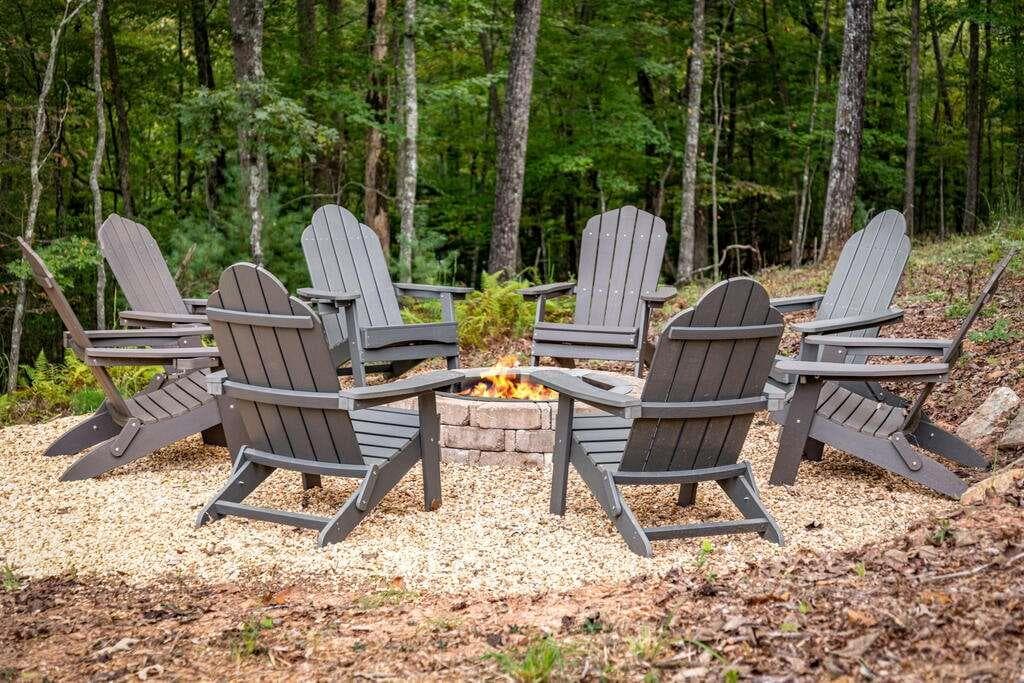 5 bedroom, 4 bathroom, 3,012 sq ft single family residence for sale at 1081 Dills Road, Blue Ridge, GA 30513 — photo 6
