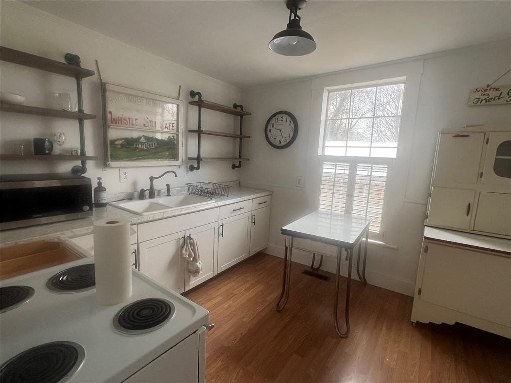 2 bedroom, 1 bathroom, 1,164 sq ft single family residence for sale at 142 Jh Aldridge Drive, Juliette, GA 31046 — photo 10