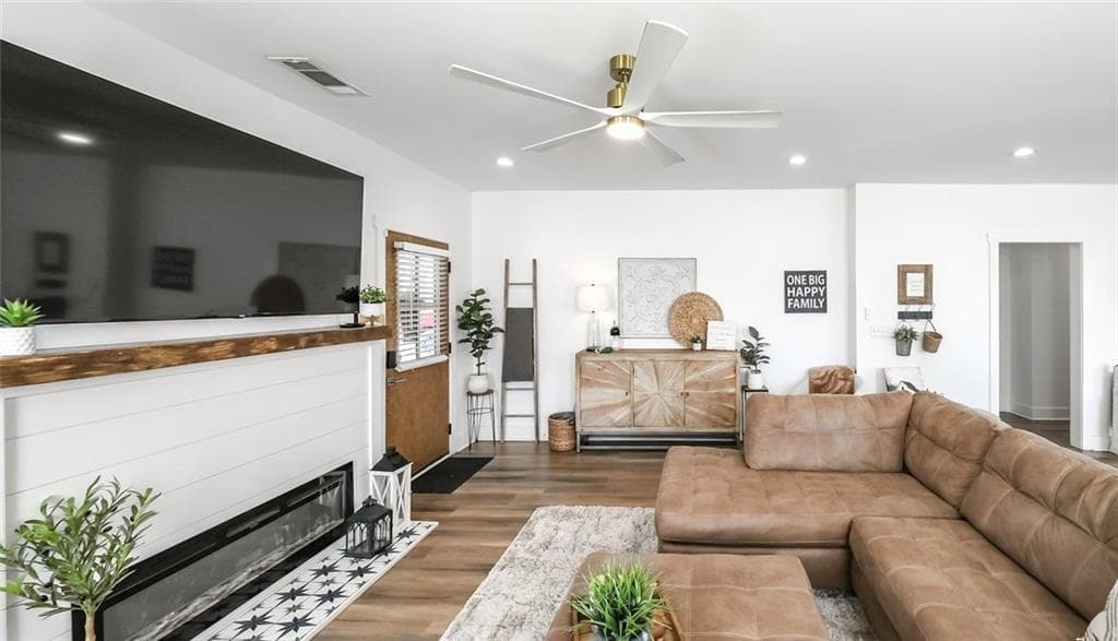 4 bedroom, 4 bathroom, 2,000 sq ft single family residence for sale at 212 Georgia Avenue, Bremen, GA 30110 — photo 6