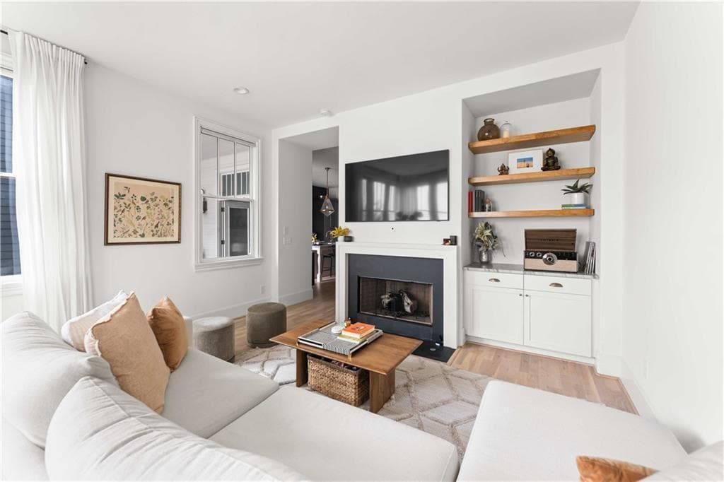 4 bedroom, 4 bathroom, 2,063 sq ft townhouse for sale at 1891 Vigo Street, Atlanta, GA 30307 — photo 6