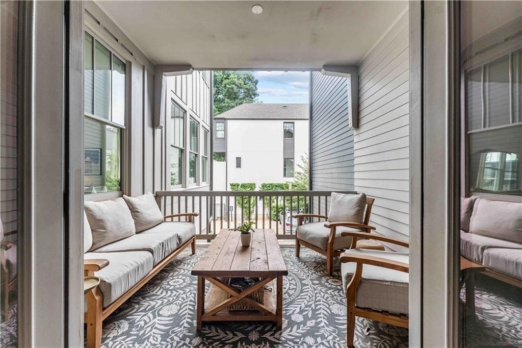4 bedroom, 4 bathroom, 2,063 sq ft townhouse for sale at 1891 Vigo Street, Atlanta, GA 30307 — photo 7