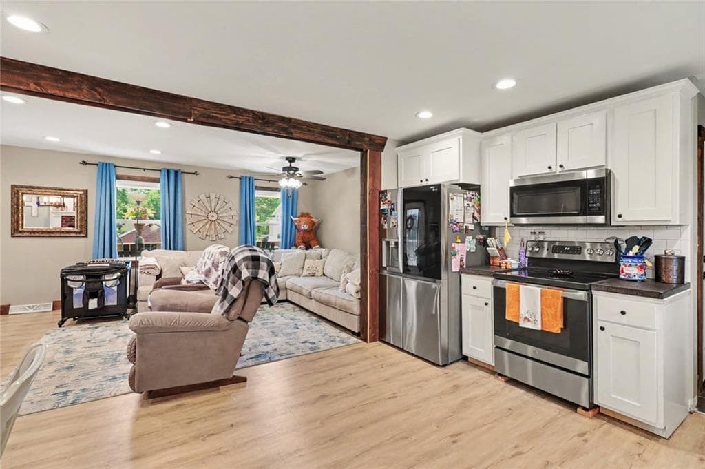 3 bedroom, 2 bathroom, 1,884 sq ft single family residence for sale at 51 Rainwood Circle SE Drive, Silver Creek, GA 30173 — photo 5