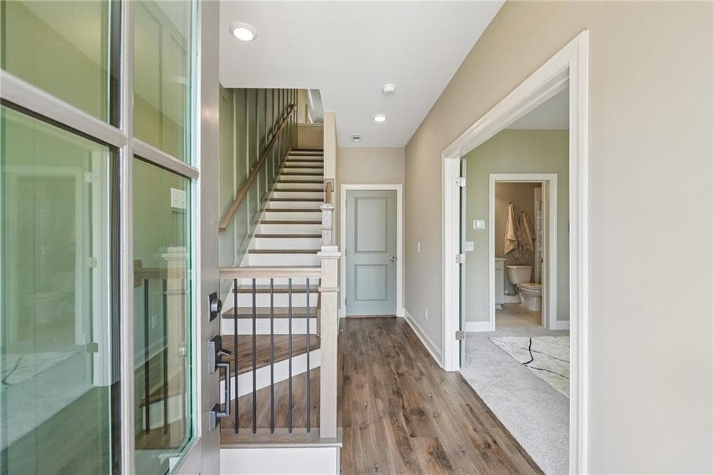3 bedroom, 4 bathroom, 2,004 sq ft townhouse for sale at 651 Silva Street 138, Cumming, GA 30040 — photo 3
