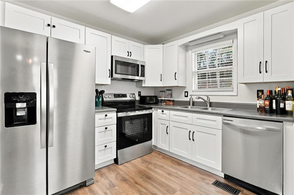 3 bedroom, 2 bathroom, 1,140 sq ft single family residence for sale at 102 Huntington Way, Dallas, GA 30132 — photo 9