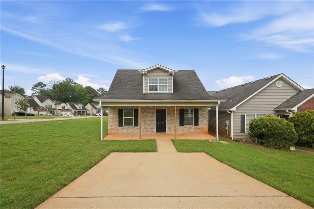 3 bedroom, 2 bathroom, 1,299 sq ft single family residence for sale at 923 Carlton Pointe Terrace, Palmetto, GA 30268