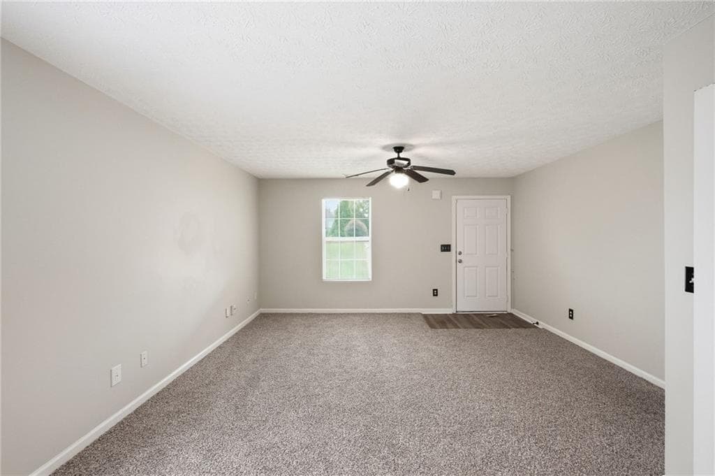 3 bedroom, 2 bathroom, 1,299 sq ft single family residence for sale at 923 Carlton Pointe Terrace, Palmetto, GA 30268 — photo 7