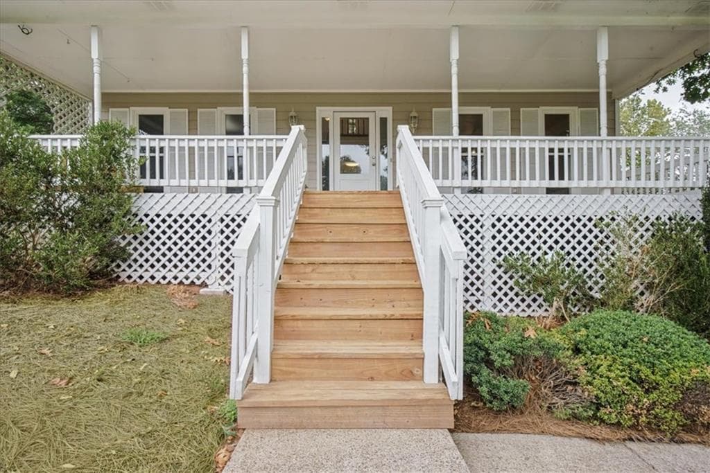3 bedroom, 3 bathroom, 2,021 sq ft single family residence for sale at 720 Creek Trail, Kennesaw, GA 30144 — photo 6