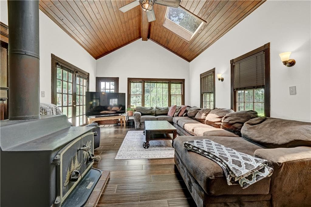 4 bedroom, 3 bathroom, 3,406 sq ft single family residence for sale at 4414 Dunriver Drive, Lilburn, GA 30047 — photo 8