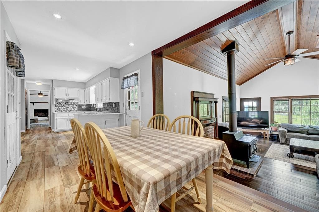 4 bedroom, 3 bathroom, 3,406 sq ft single family residence for sale at 4414 Dunriver Drive, Lilburn, GA 30047 — photo 10
