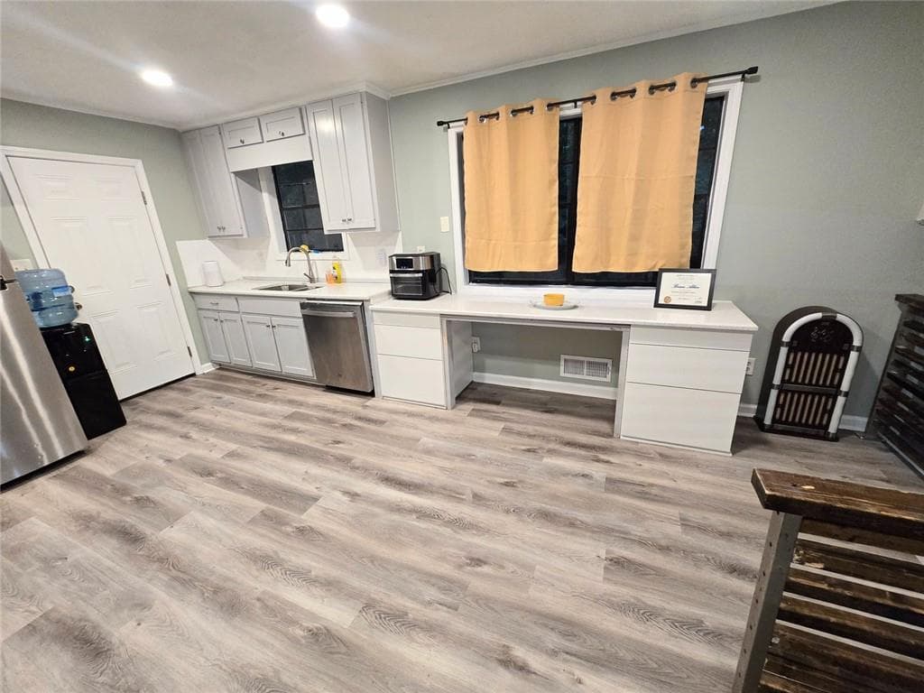 4 bedroom, 3 bathroom, 1,700 sq ft single family residence for rent at 3267 Aspen Circle, Snellville, GA 30078 for $2,900 a month — photo 4