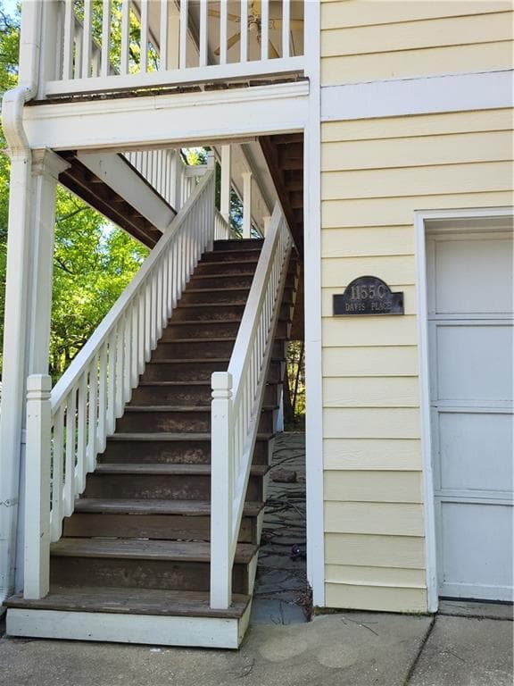 4 bedroom, 4 bathroom, 2,470 sq ft single family residence for rent at 1155 Davis Place C, Atlanta, GA 30318 for $3,695 a month — photo 3