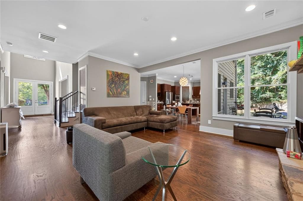 5 bedroom, 4 bathroom, 3,766 sq ft single family residence for sale at 2195 Watercrest Commons Circle, Marietta, GA 30062 — photo 3