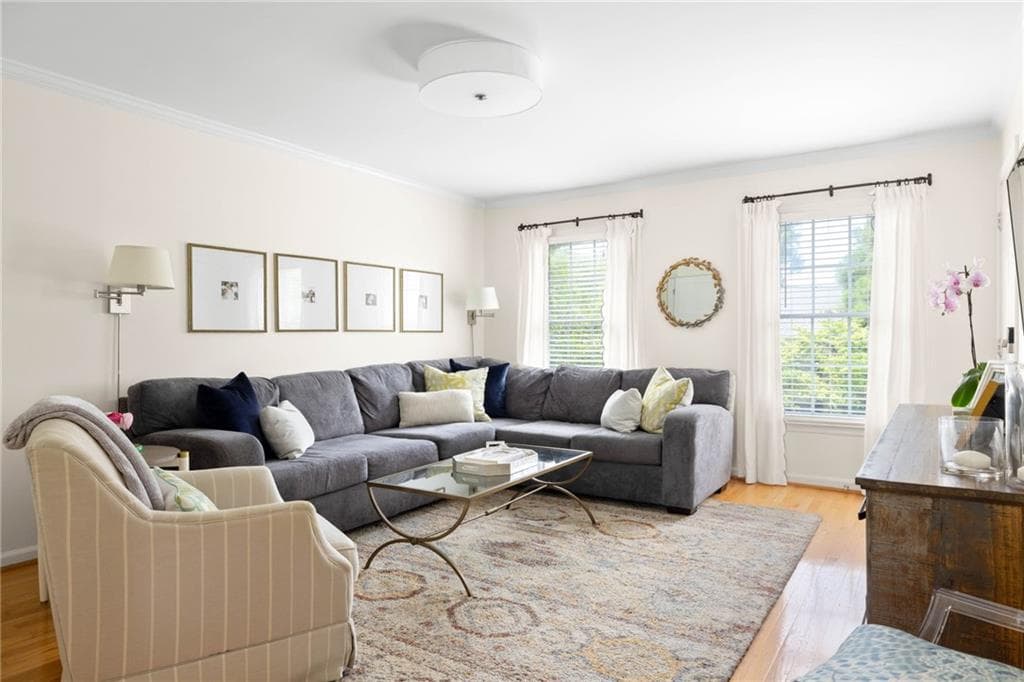 2 bedroom, 2 bathroom, 1,050 sq ft condominium for sale at 1101 Collier Road R4, Atlanta, GA 30318 — photo 7