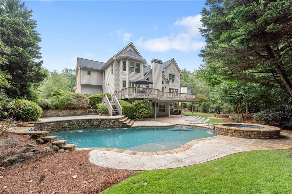 4 bedroom, 5 bathroom, 4,565 sq ft single family residence for sale at 246 Cedarhurst Drive, Canton, GA 30115 — photo 2