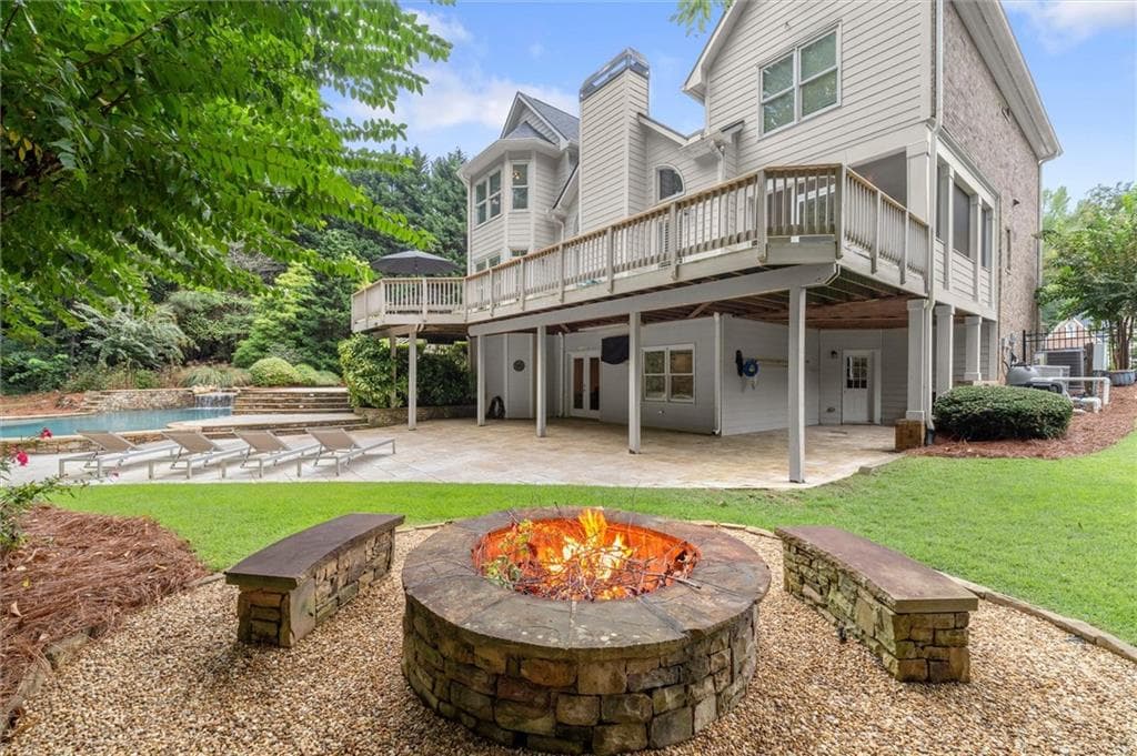 4 bedroom, 5 bathroom, 4,565 sq ft single family residence for sale at 246 Cedarhurst Drive, Canton, GA 30115 — photo 5