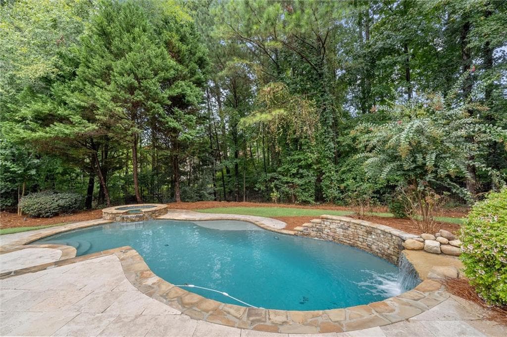 4 bedroom, 5 bathroom, 4,565 sq ft single family residence for sale at 246 Cedarhurst Drive, Canton, GA 30115 — photo 7