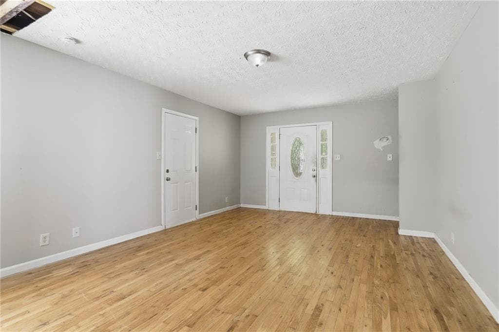 5 bedroom, 4 bathroom, 3,522 sq ft single family residence for sale at 4945 Bent Creek Court, Buford, GA 30518 — photo 9
