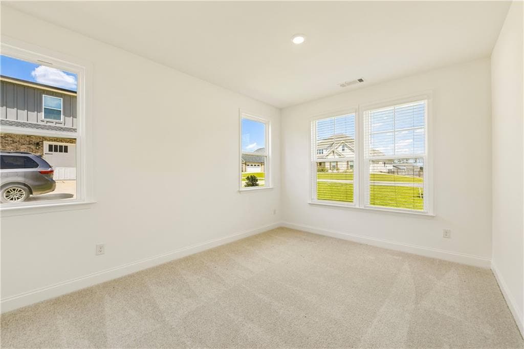 5 bedroom, 3 bathroom, 3,341 sq ft single family residence for sale at 321 Apalachee Way, Bonaire, GA 31005 — photo 4