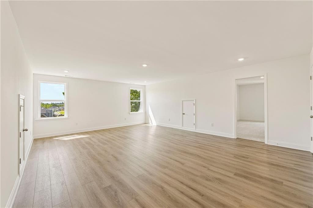 5 bedroom, 3 bathroom, 3,341 sq ft single family residence for sale at 321 Apalachee Way, Bonaire, GA 31005 — photo 7