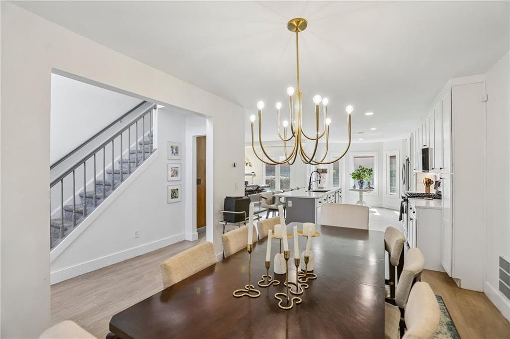 4 bedroom, 3 bathroom, 2,260 sq ft single family residence for sale at 2541 Gabriel Way, Kennesaw, GA 30152 — photo 9