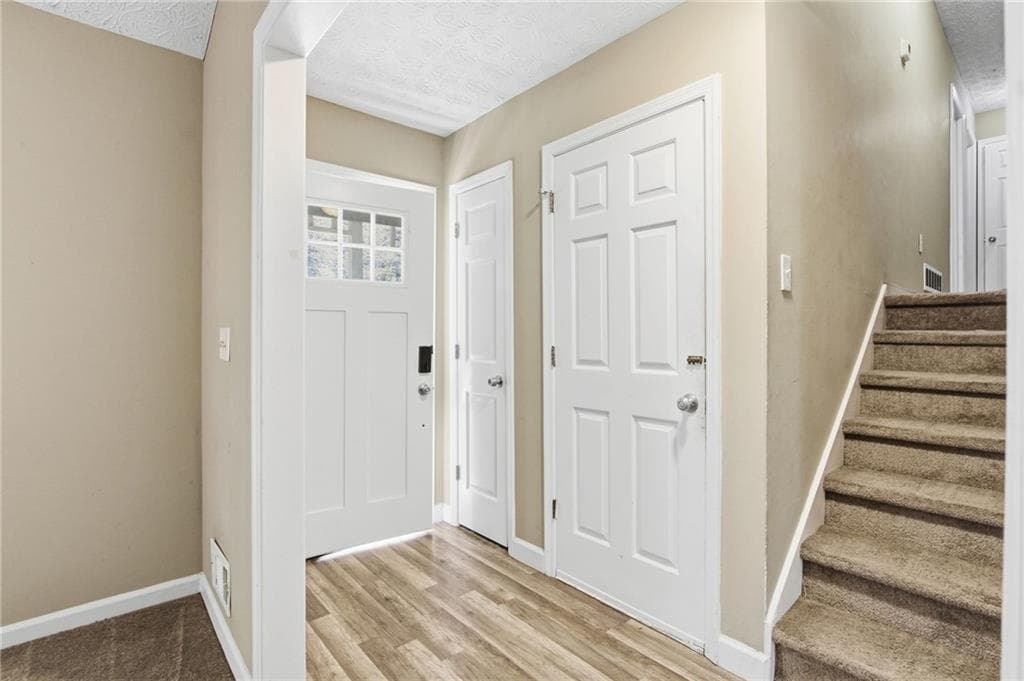 3 bedroom, 2 bathroom, 1,400 sq ft single family residence for sale at 504 Chestnut Ridge, Woodstock, GA 30189 — photo 8