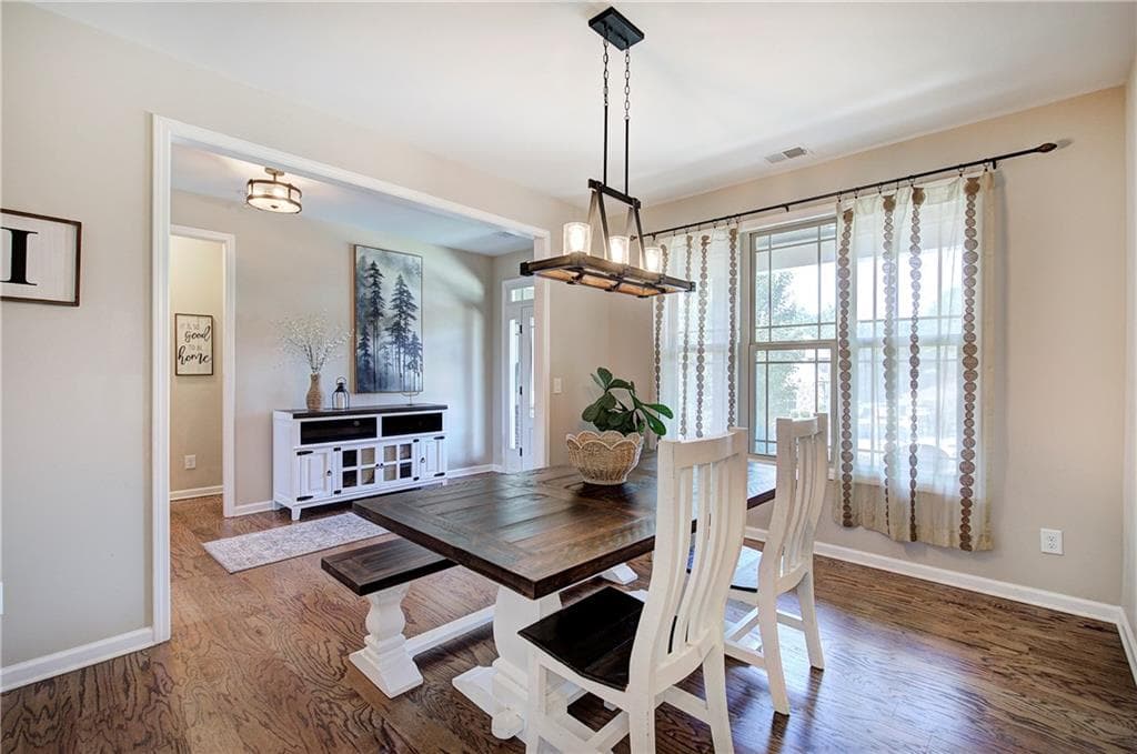 5 bedroom, 4 bathroom, 3,020 sq ft single family residence for sale at 6 Carter Lane, Cartersville, GA 30120 — photo 5