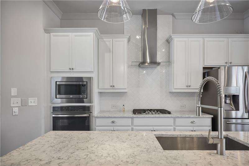 3 bedroom, 4 bathroom, 2,257 sq ft townhouse for sale at 2142 Coventry Drive, Atlanta, GA 30319 — photo 9