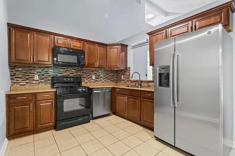 triplex for sale at 871 Ventnor Place, Marietta, GA 30008 — photo 6