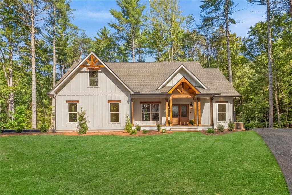 3 bedroom, 2 bathroom single family residence for sale at 25 Riverhouse Drive, Dahlonega, GA 30533 — photo 2