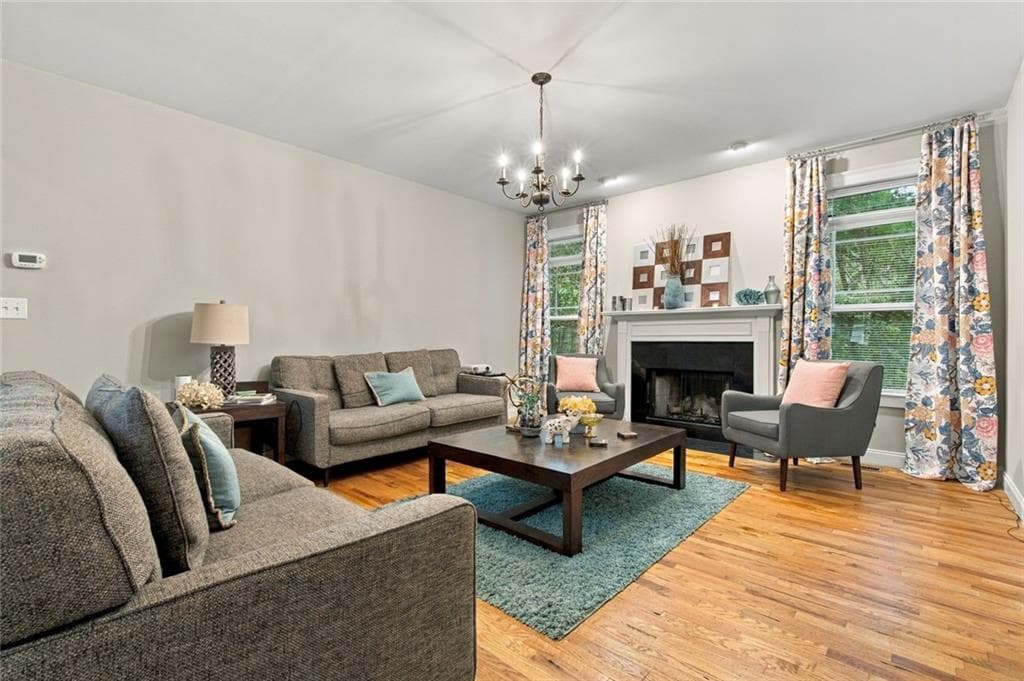4 bedroom, 4 bathroom, 4,647 sq ft single family residence under contract at 1544 Boulder Walk Way, Atlanta, GA 30316 — photo 3