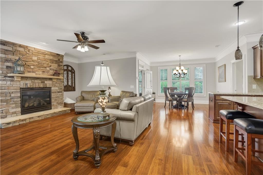 3 bedroom, 2 bathroom, 2,445 sq ft single family residence for sale at 263 Somerset Circle, Woodstock, GA 30189 — photo 2