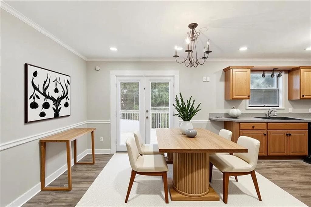 3 bedroom, 2 bathroom, 2,184 sq ft single family residence for sale at 5756 Lake Court, Kennesaw, GA 30152 — photo 4
