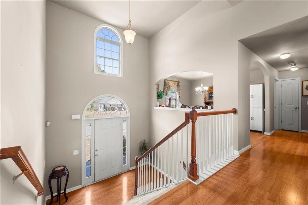 5 bedroom, 3 bathroom, 2,899 sq ft single family residence for sale at 1444 Jefferson Walk Circle, Jefferson, GA 30549 — photo 3
