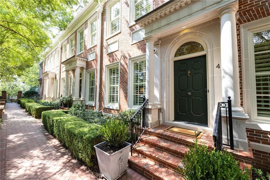 3 bedroom, 6 bathroom, 4,307 sq ft townhouse for sale at 39 W Wesley Road 4, Atlanta, GA 30305 — photo 2
