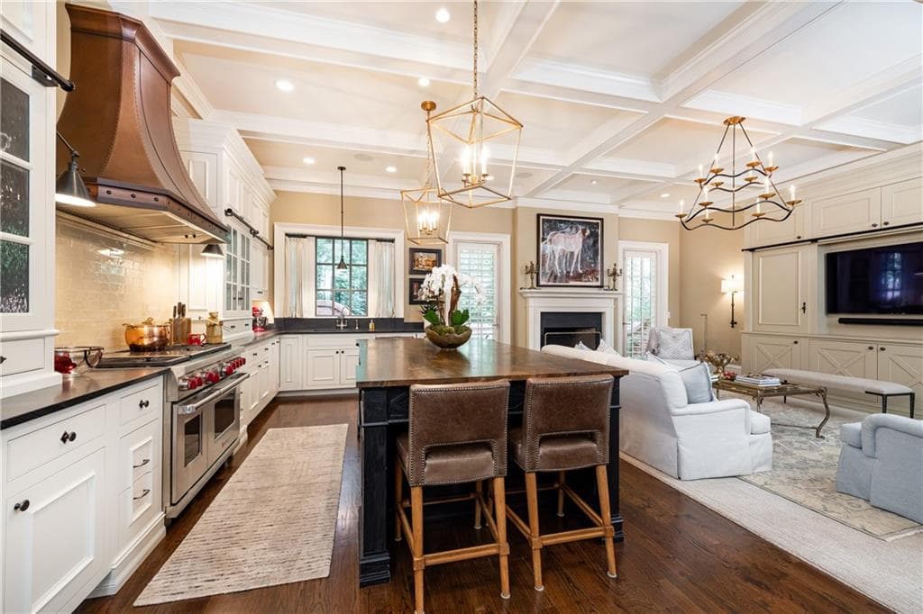 3 bedroom, 6 bathroom, 4,307 sq ft townhouse for sale at 39 W Wesley Road 4, Atlanta, GA 30305 — photo 4