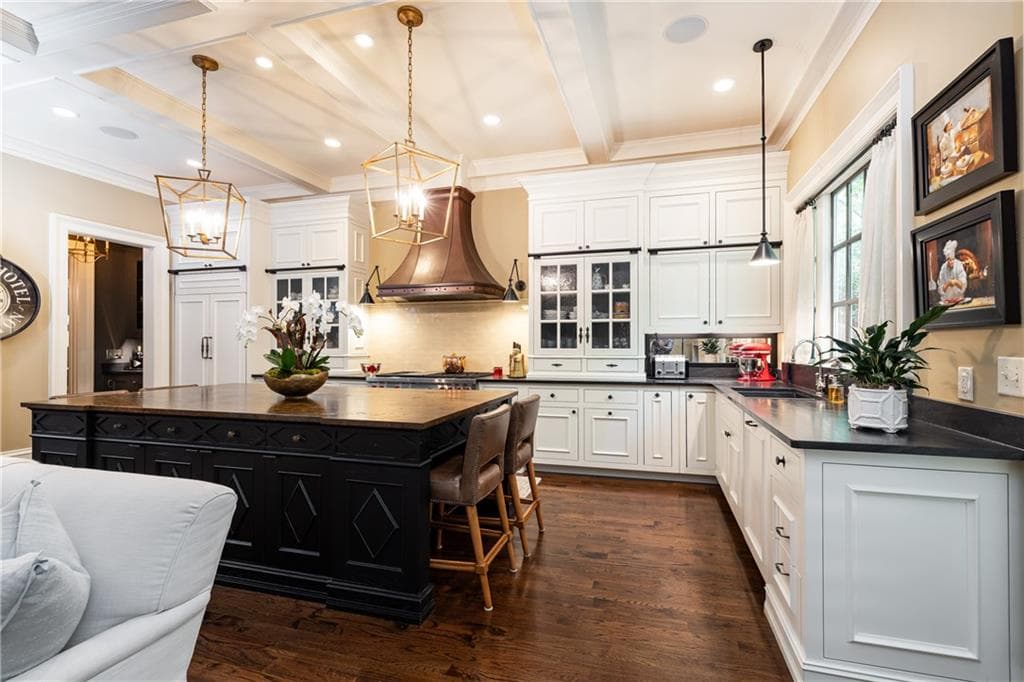 3 bedroom, 6 bathroom, 4,307 sq ft townhouse for sale at 39 W Wesley Road 4, Atlanta, GA 30305 — photo 5