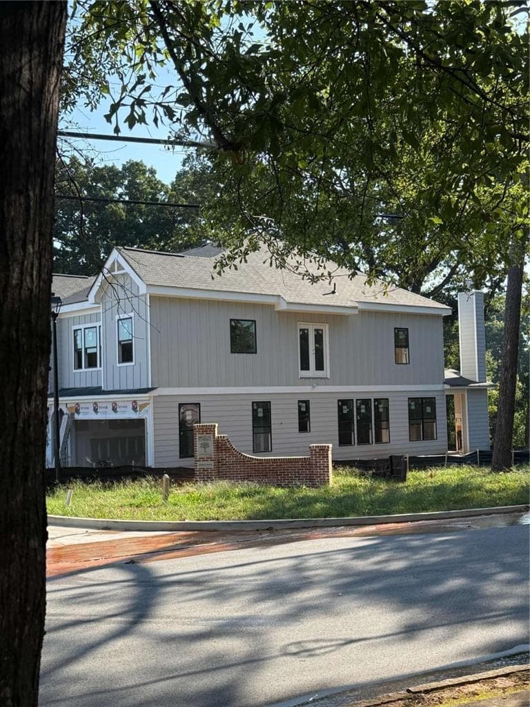 3 bedroom, 3 bathroom, 1,726 sq ft townhouse for sale at 1963 Walton Court 2, Tucker, GA 30084 — photo 7