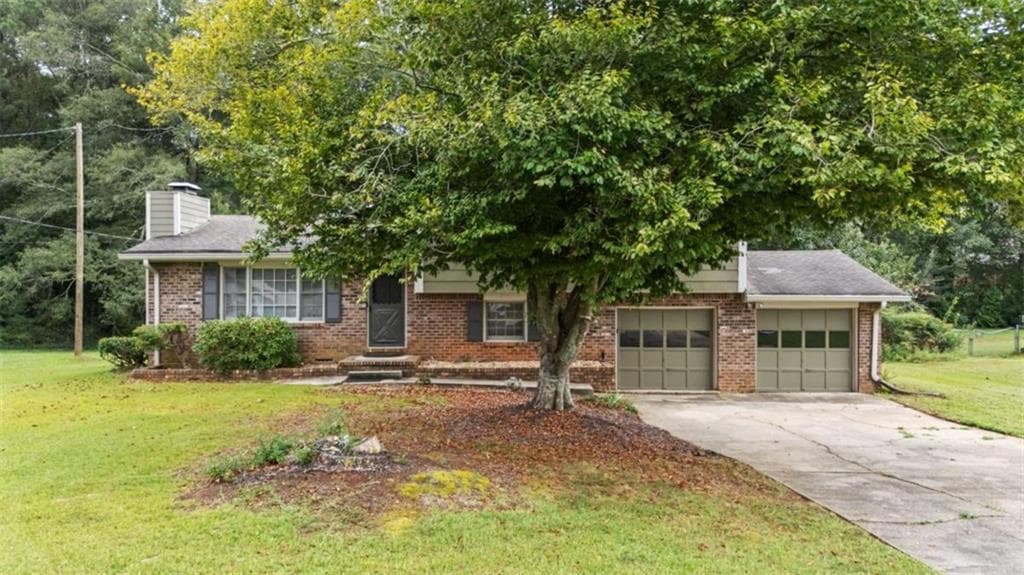 4 bedroom, 2 bathroom, 1,562 sq ft single family residence for sale at 4561 Fairfax Place, Powder Springs, GA 30127