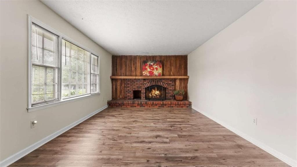 4 bedroom, 2 bathroom, 1,562 sq ft single family residence for sale at 4561 Fairfax Place, Powder Springs, GA 30127 — photo 4