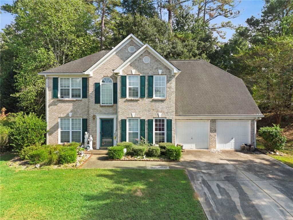 3 bedroom, 3 bathroom, 2,156 sq ft single family residence for sale at 6833 Wynmeadow, Stone Mountain, GA 30087